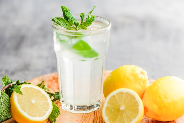 Summertime drinks: 7 you should avoid and 3 you should embrace