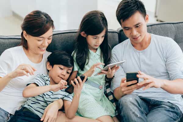 Set the Right Screen Time Rules for Your Kids