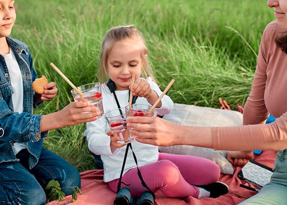 Summertime Drinks: 7 You Should Avoid and 3 You Should Embrace