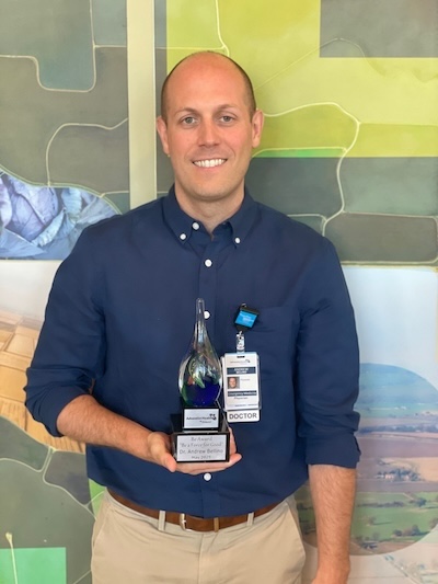 BE-Award-Dr-Bellino.jpg