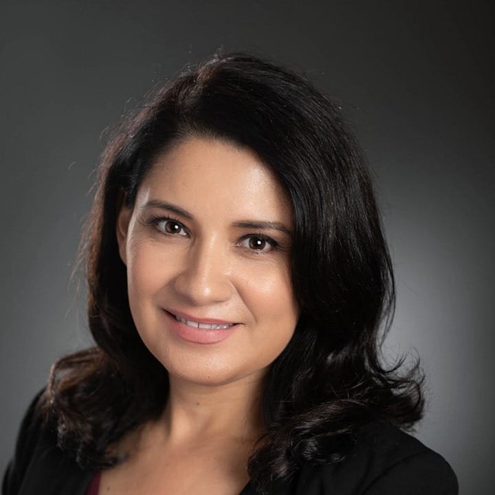 elizabeth-martinez.jpg