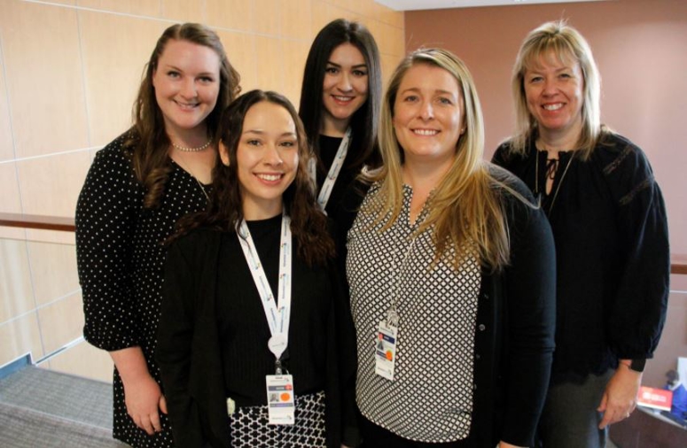 ‘Help me’: Social workers bridge gap between hospital and community to care for the vulnerable
