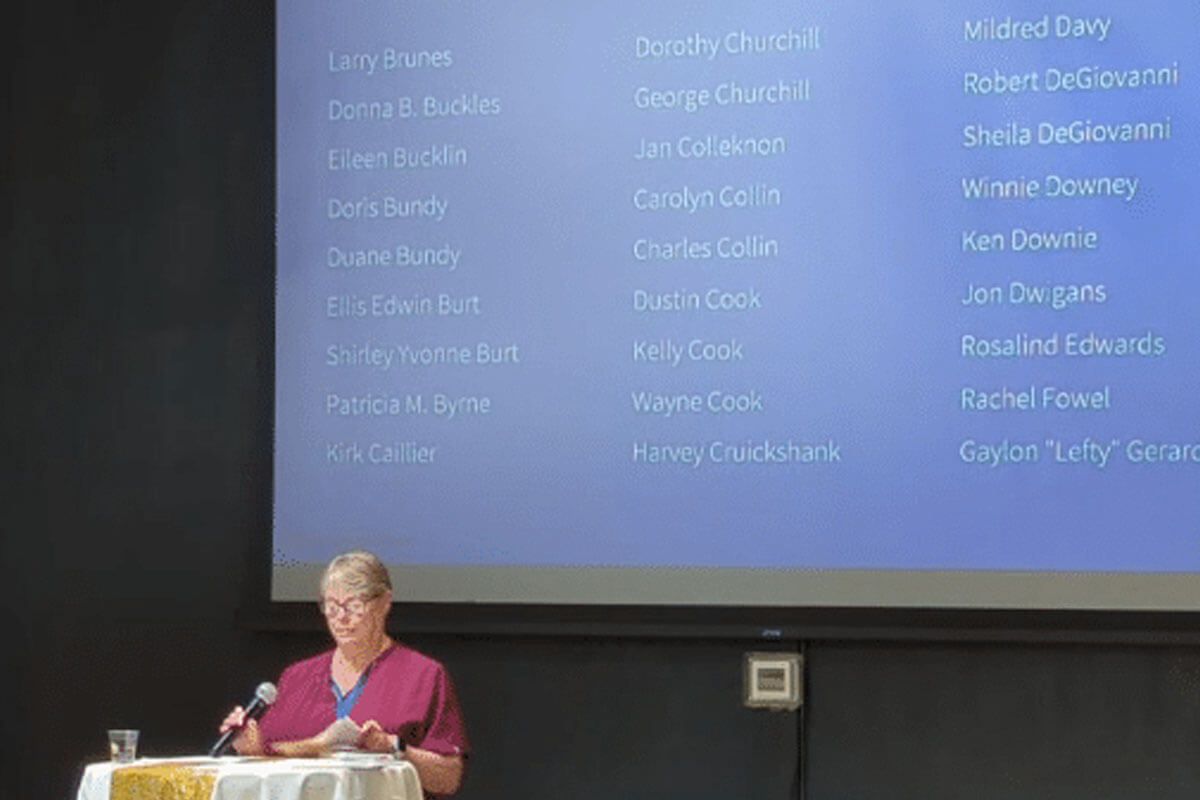 Light Up a Life – Reading of the Names
